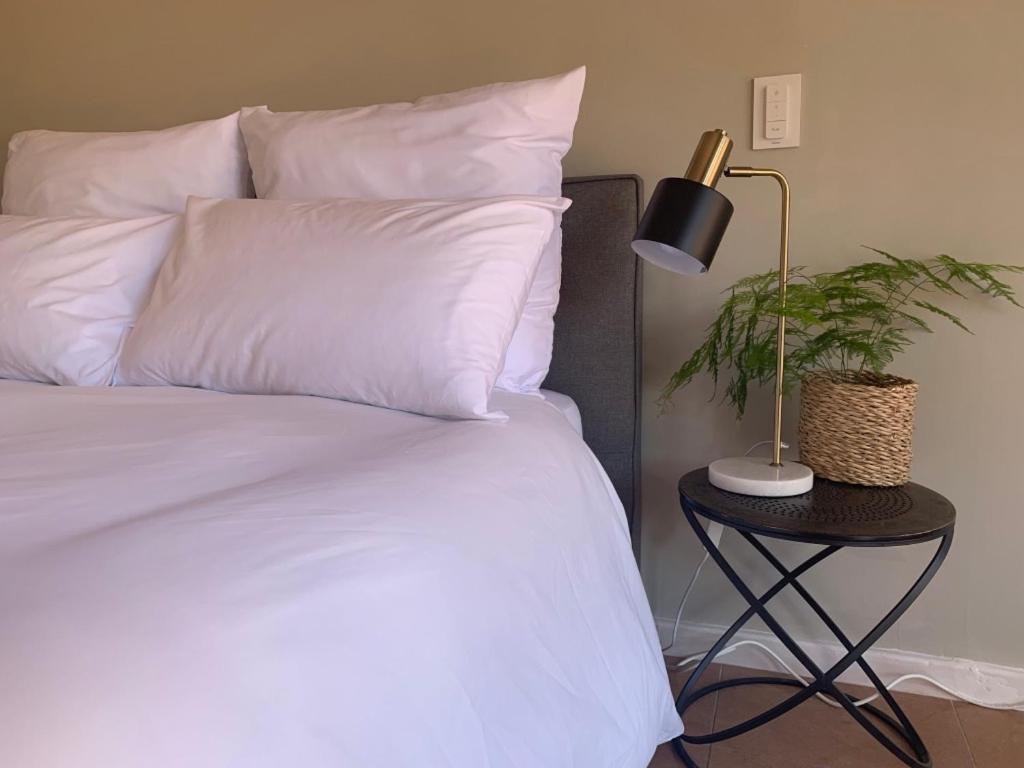 Heart Of Constantia - Solar Powered Apartment Cape Town